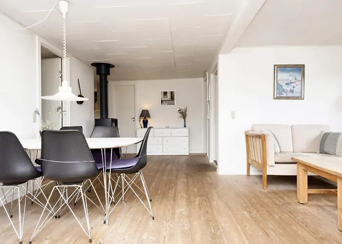 6 Person In Borkop-by Traum *